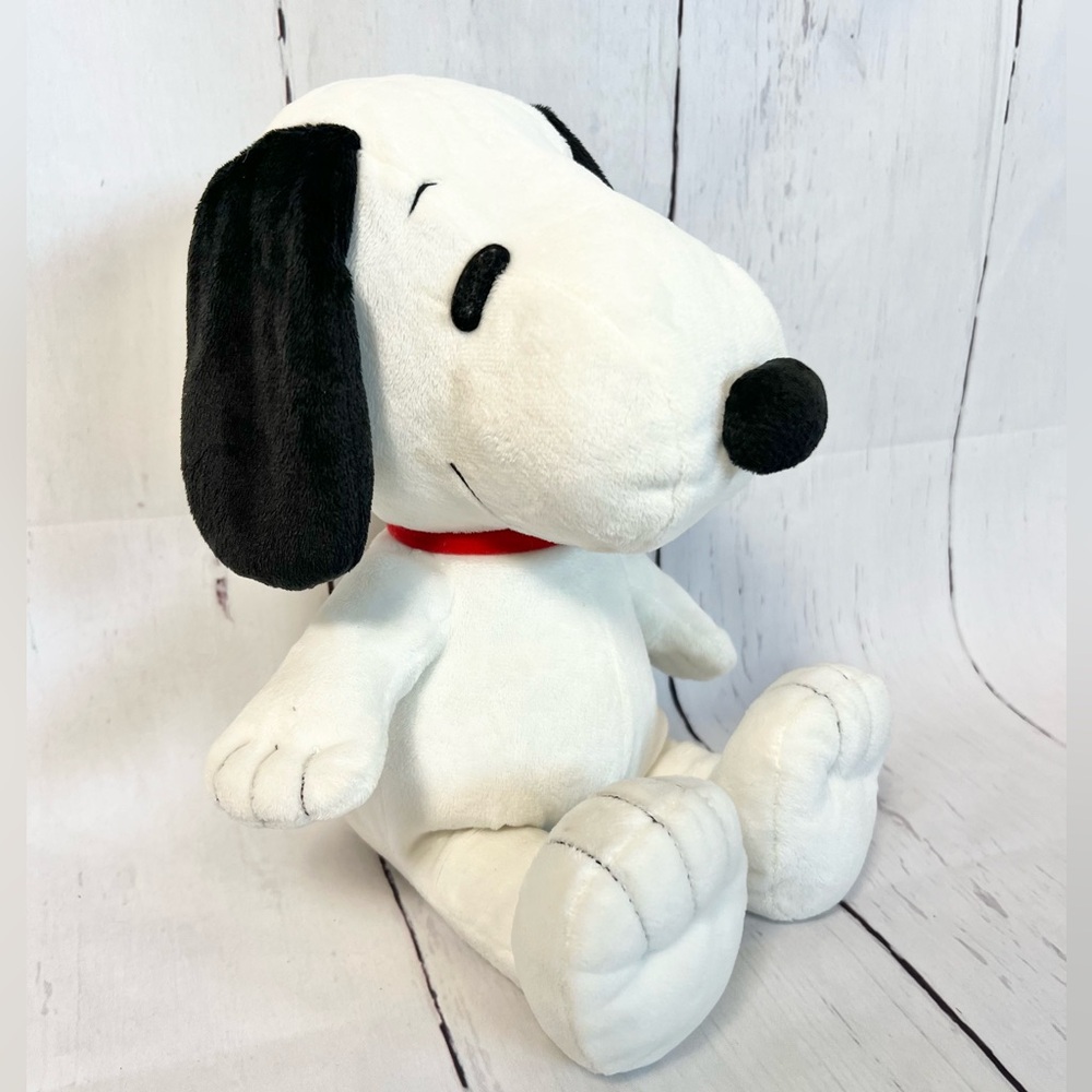 Kohls Cares Peanuts Snoopy Plush Stuffed Animal 10” White Dog Red Collar Toy